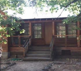 2015-yosemite-cabin-rescued-dead-standing-pine-1855-001.jpg-nggid041939-ngg0dyn-327x247x100-00f0w010c011r110f110r010t010